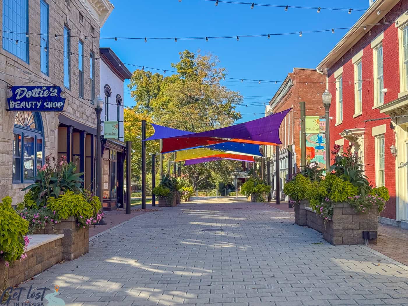 main st alley in shelbyville, kentucky